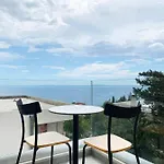 8 Himare