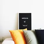 Hotel 8