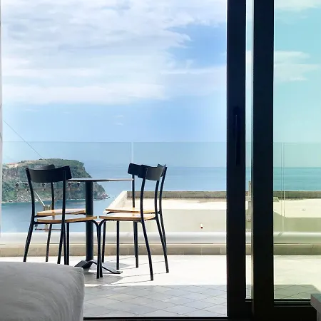 Vila 8 Hotel Himarë