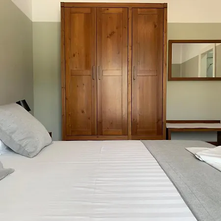 Vila 8 Hotel *