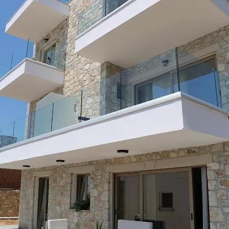 Vila 8 Himarë